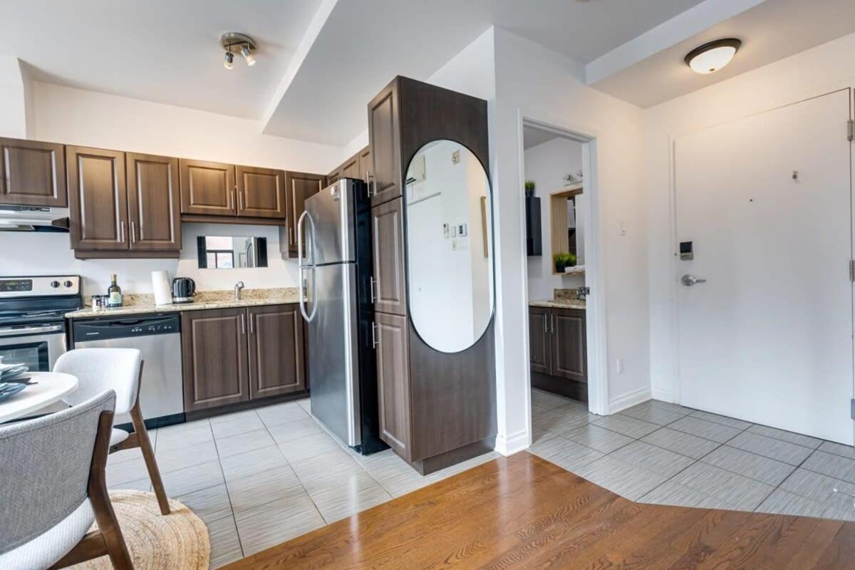 M11 Bright Studio In The Heart Of Mtl Монреаль Экстерьер фото